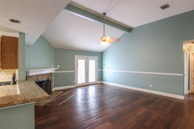 Building Photo - 17415 Hamilwood Dr
