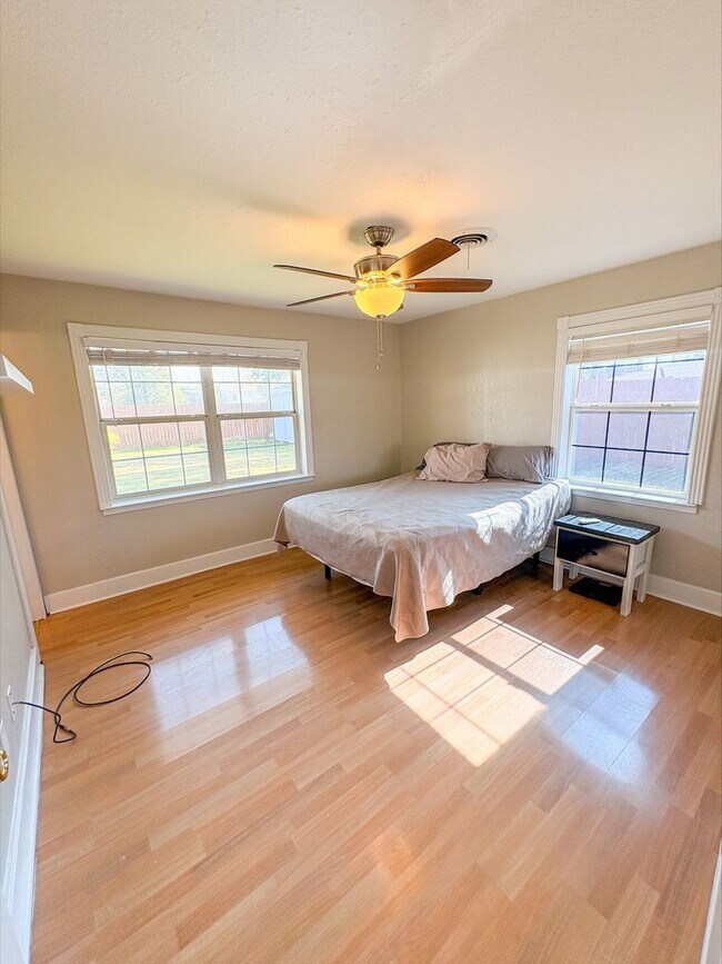 Building Photo - Beautiful Home Available 11/25 For Rent In Little River Academy!