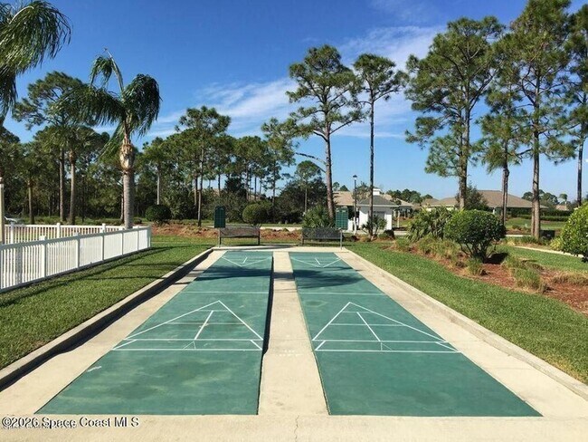 Building Photo - 514 Old Country