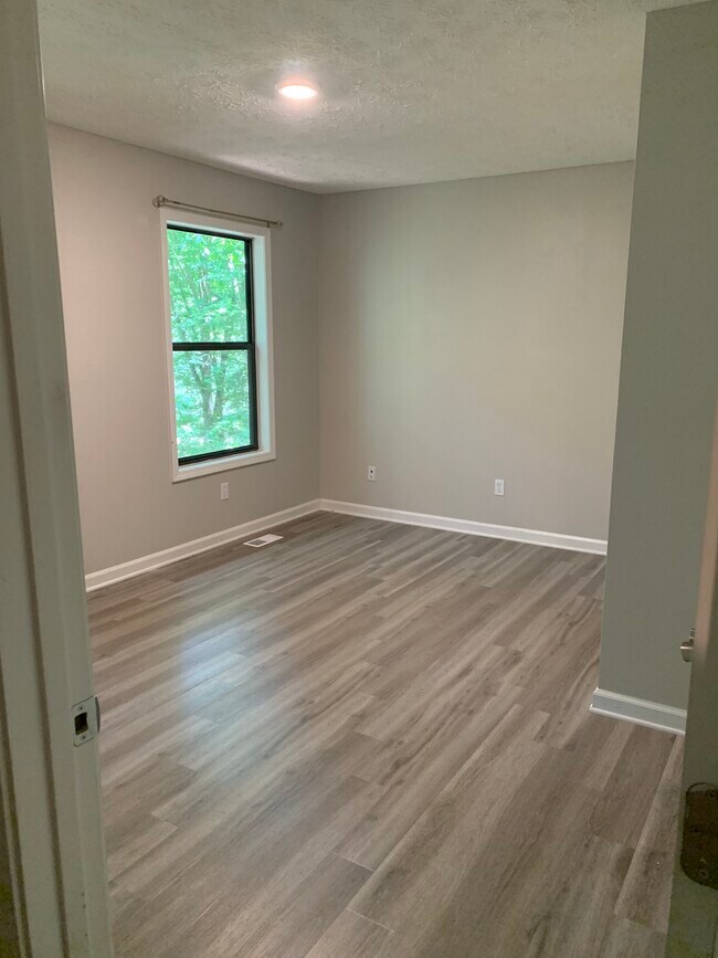 Building Photo - 5239 Ferry Creek Ln