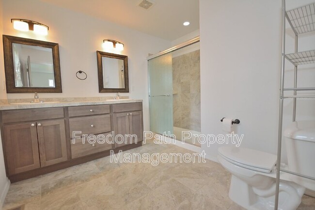 Building Photo - 316 Ashlin Ct