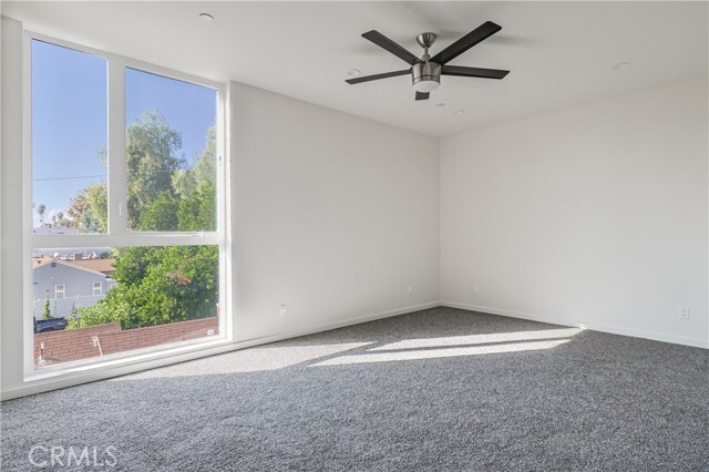 Building Photo - 14754 Gilmore St