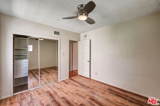 Building Photo - 2511 Castle Heights Ave