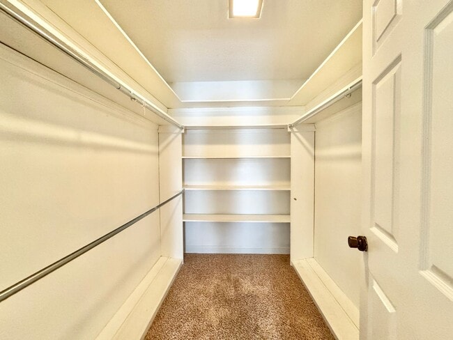 Building Photo - Spacious 3 Bedroom with Backyard Pool