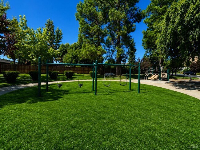 Building Photo - 1080 Los Gamos Rd