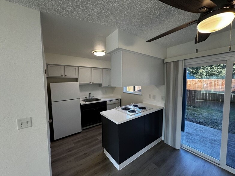 Interior Photo - Echo Glen