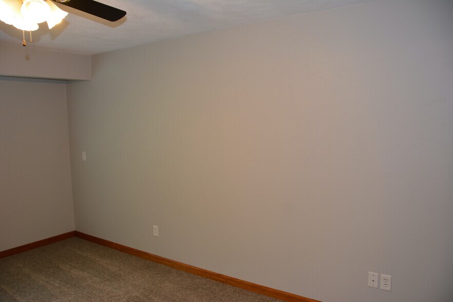 Building Photo - 327 Cordy Lane