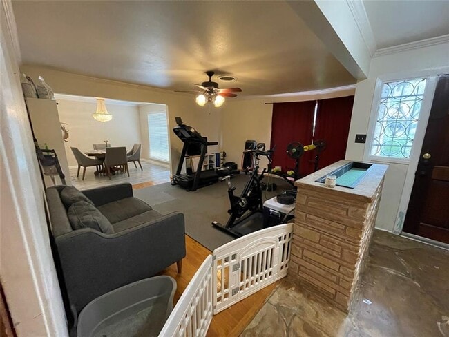Building Photo - 4031 Martinshire Dr