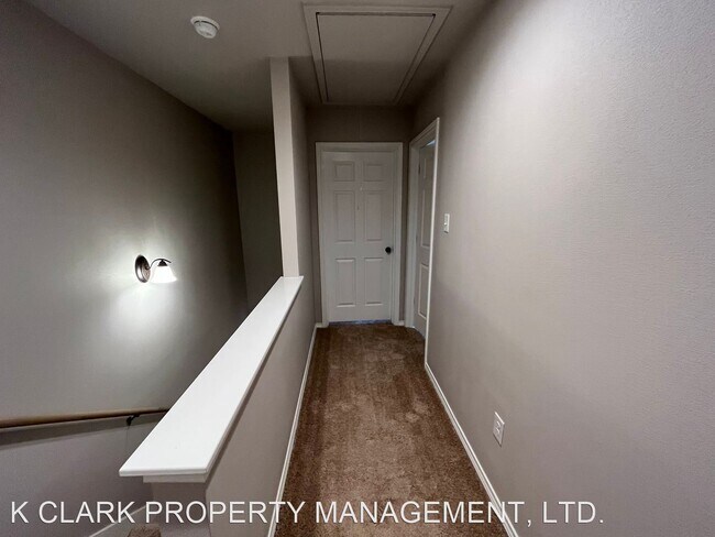 Building Photo - 3 br, 2.5 bath House - 4138 SWANS LANDING ...