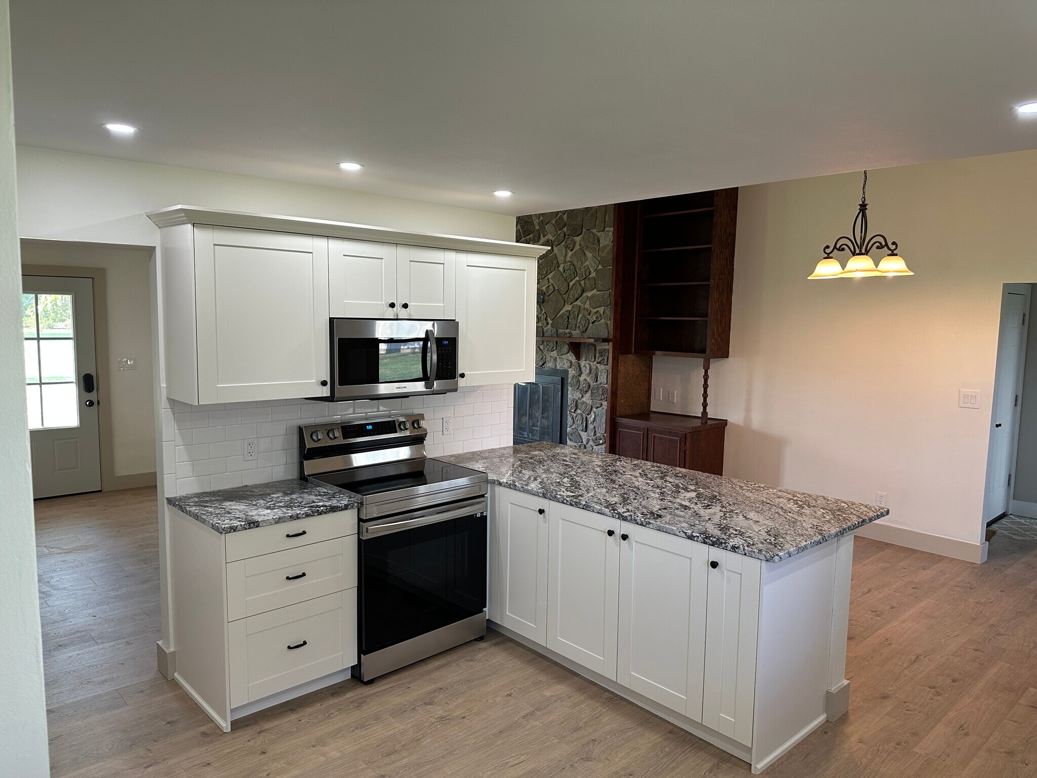 Building Photo - 2511 W Main St