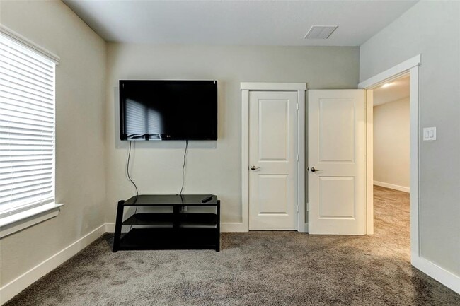Building Photo - 1519 Biondo Way