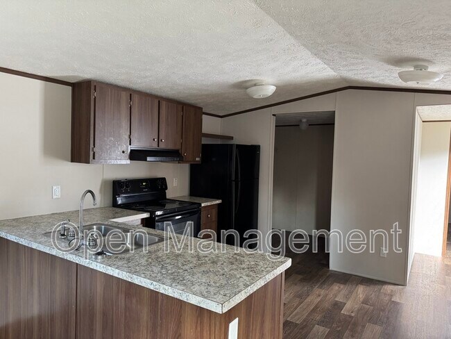 Building Photo - 396 Manatee Cove Dr
