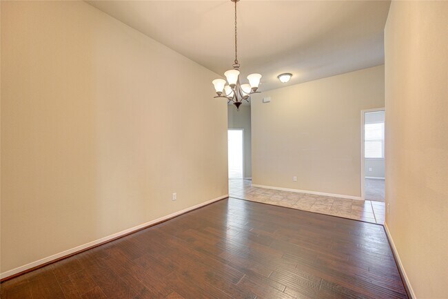 Building Photo - 23022 Silver Linden Ct