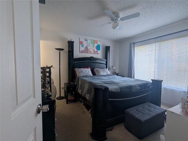 Building Photo - 10740 Keys Gate Dr