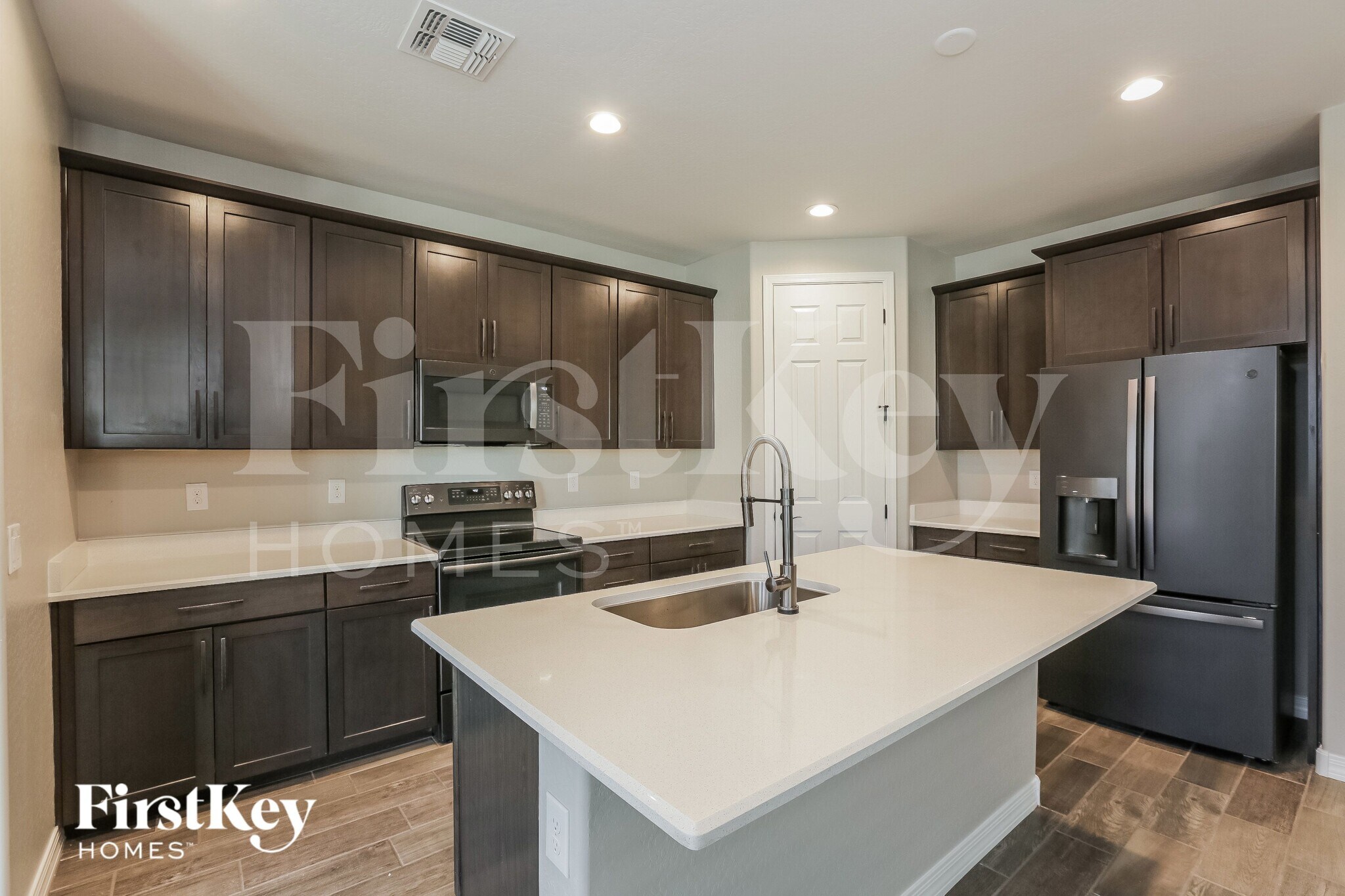 Building Photo - 44169 W Palo Aliso Way