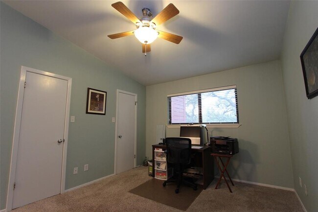 Building Photo - 1501 Barton Springs Rd