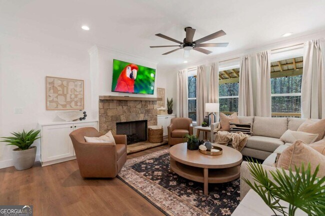 Building Photo - 629 Butterworth Rd