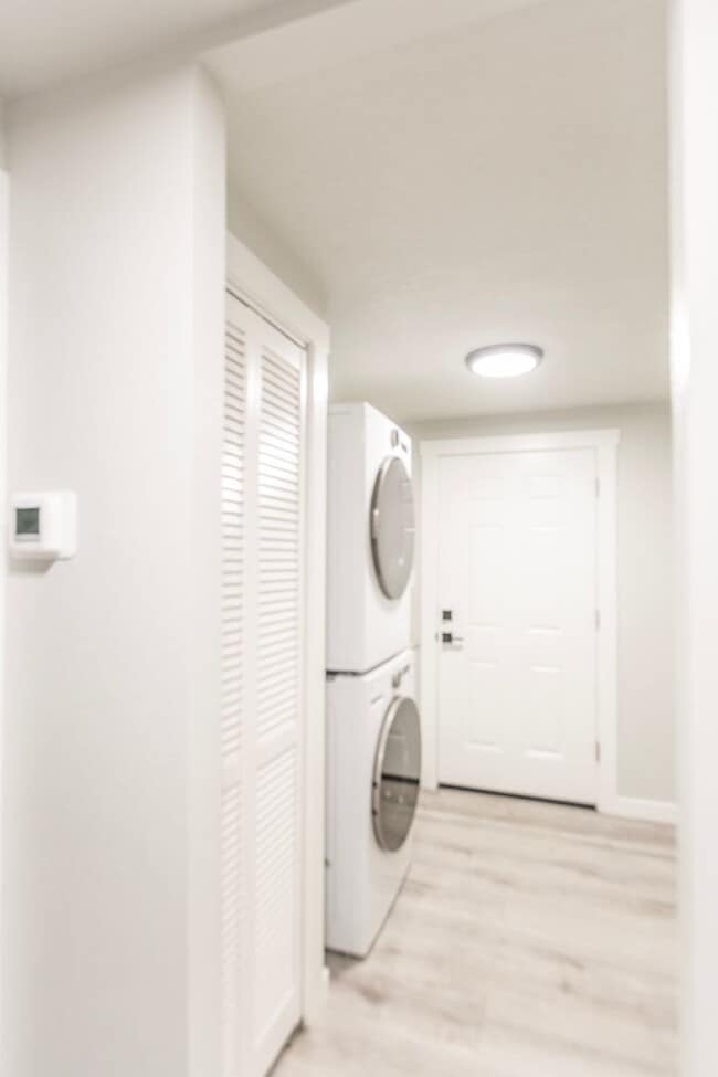 Building Photo - 3 Bedroom 2 Bath NE Salem home is availabl...