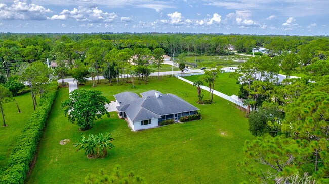 Building Photo - 14911 Orange Blvd