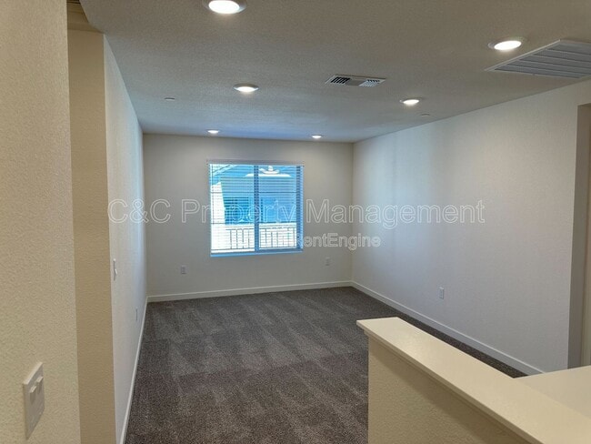 Building Photo - 1805 Lucky Star Pl