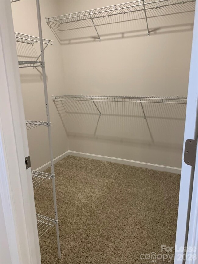 Building Photo - 12031 Remarque Rd