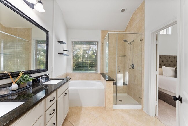 Building Photo - 186 Cheswood Forest Dr