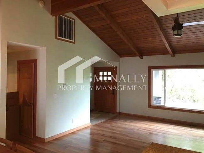 Building Photo - 3 bedroom Craftsman Home near Narrows & Uptown