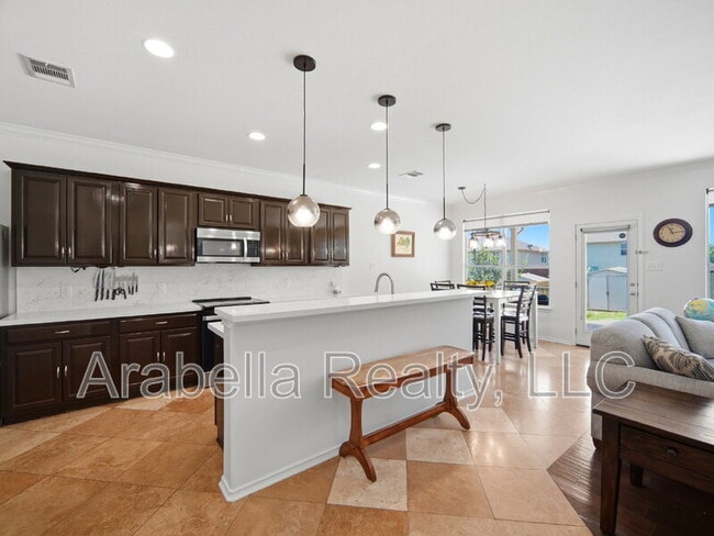 Building Photo - 25611 Preserve Crest
