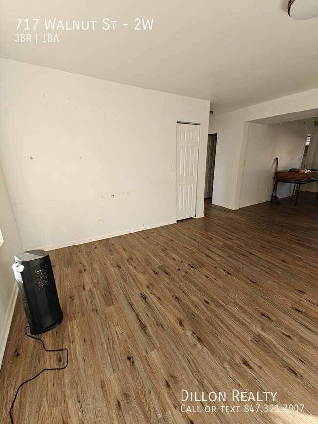 Building Photo - 717 Walnut St