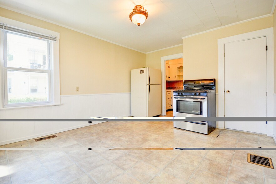 Building Photo - 46 South St