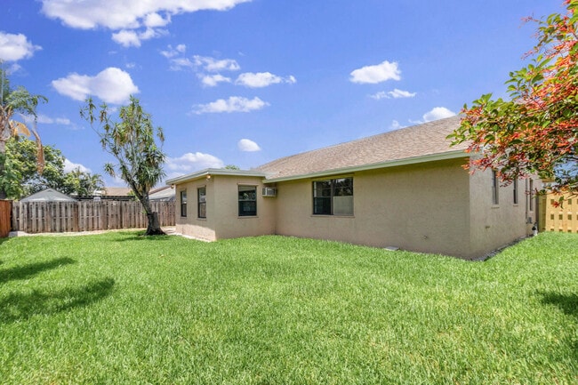 Building Photo - 23089 SW 55th Ave