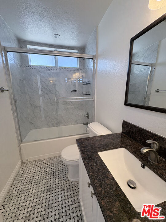 Building Photo - 8515 Alcott St