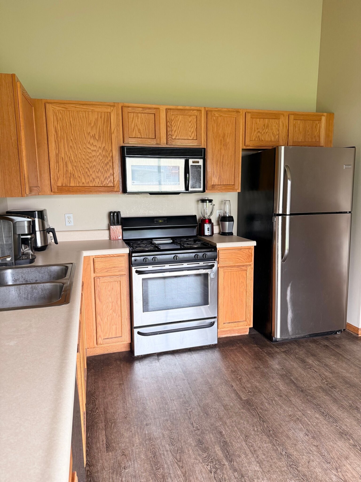 Building Photo - 7079 Sue Ct