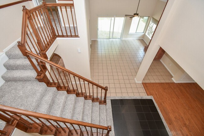 Building Photo - 1643 Beaconshire Rd