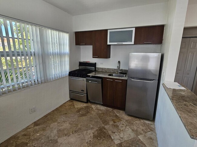 Building Photo - 7950 Abbott Ave