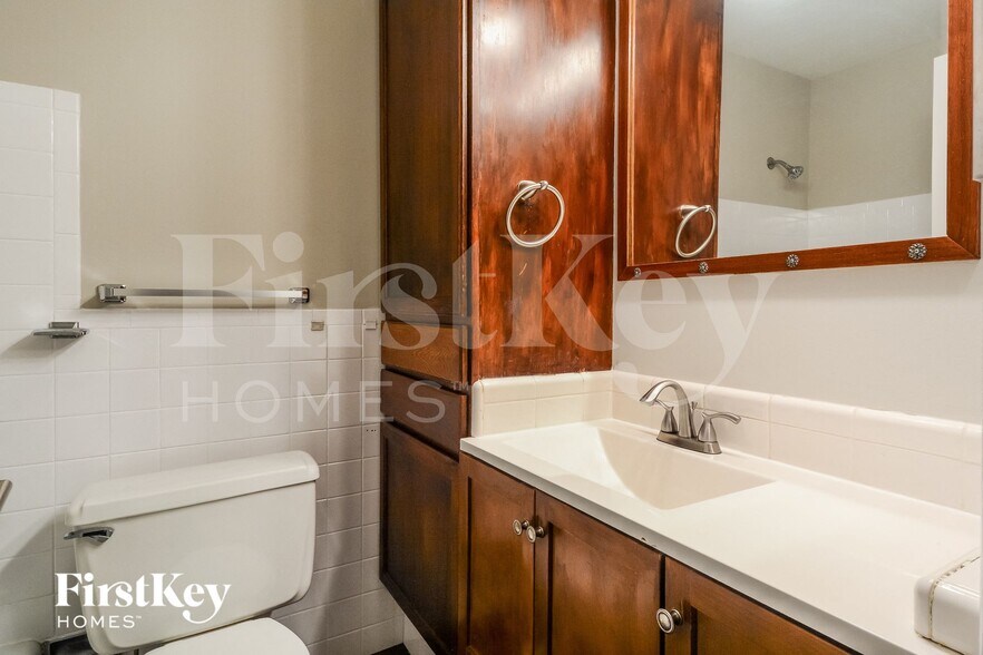 Building Photo - 10522 Copperfield Dr