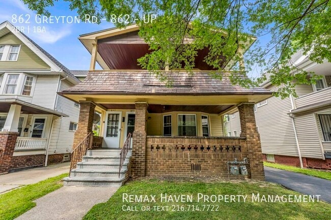 Primary Photo - 862 Greyton Rd