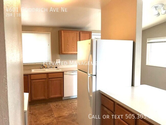 Building Photo - 4601 Goodrich Ave NE