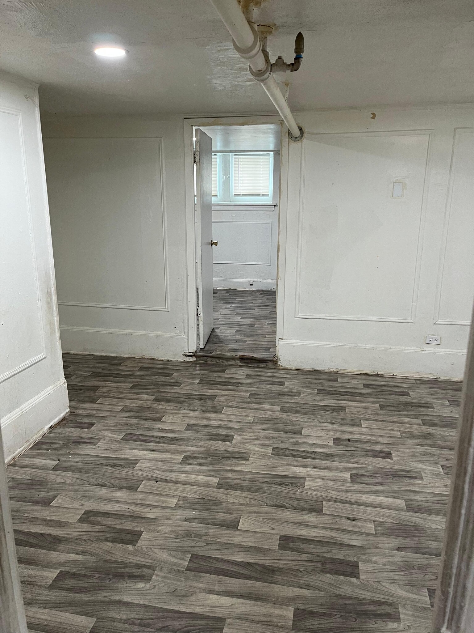 Building Photo - 654 Commonwealth Ave