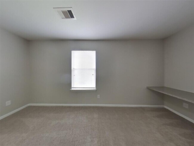 Building Photo - 2119 Summit Meadow Dr