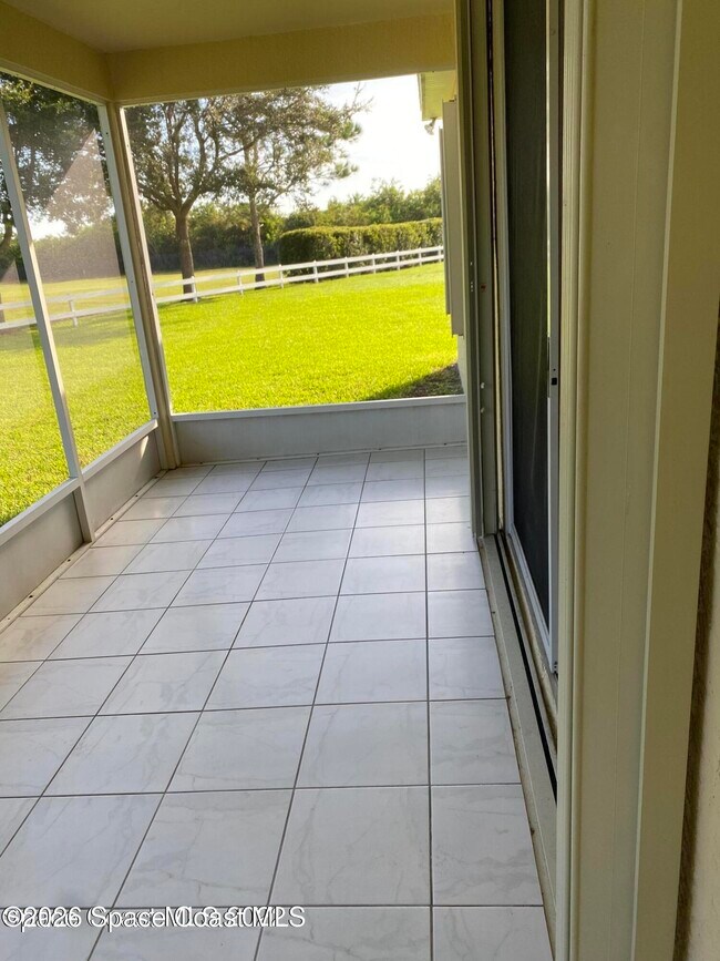 Building Photo - 5144 Ivory Way