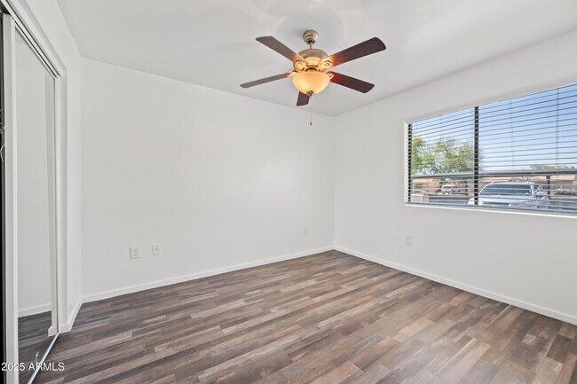 Building Photo - 3065 N 67th Ave