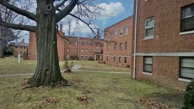 Building Photo - The Promenade Apartments