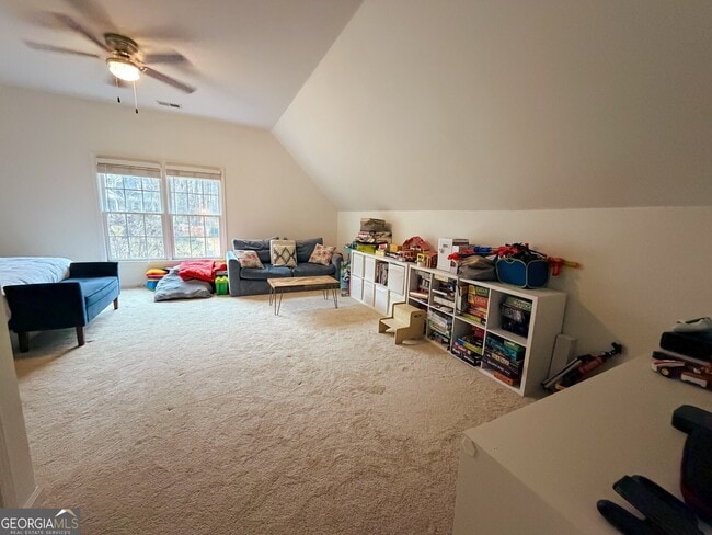 Building Photo - 109 Holly Springs Dr