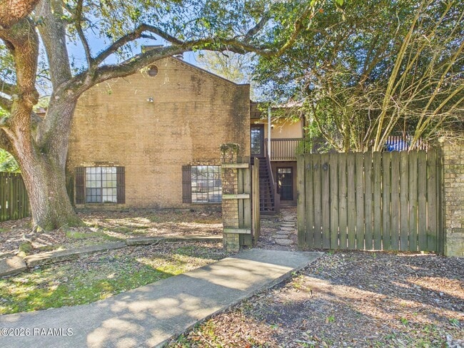 Building Photo - 446 Failla Rd