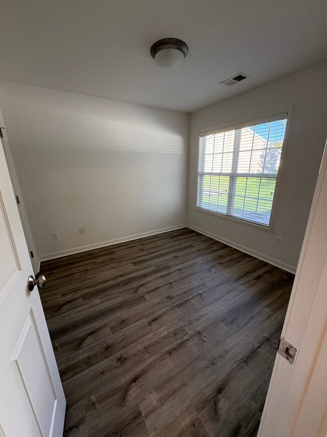 Building Photo - 5638 Roundup Cir