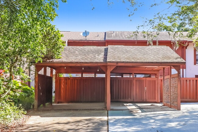 Primary Photo - 775 Fairwood Ln