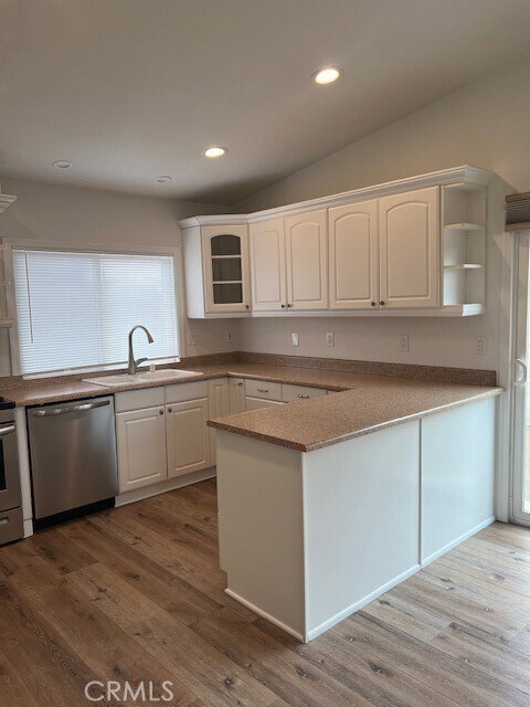 Building Photo - 9351 Sunridge Dr