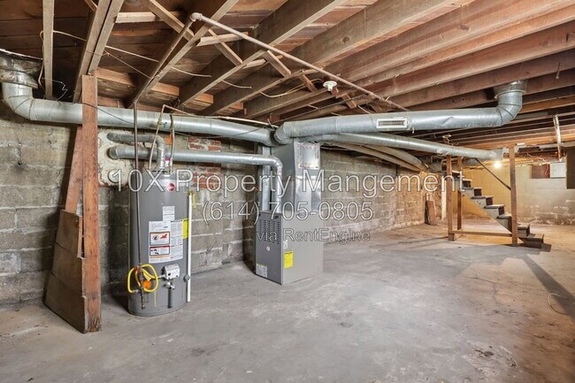 Building Photo - 132 S Richardson Ave