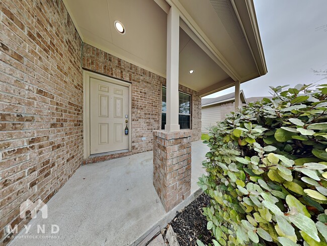 Building Photo - 14426 Cypress Meadows Dr